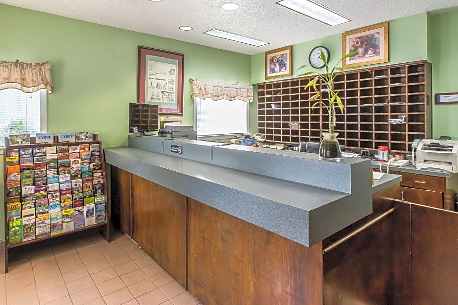 Suburban Studios Abercorn