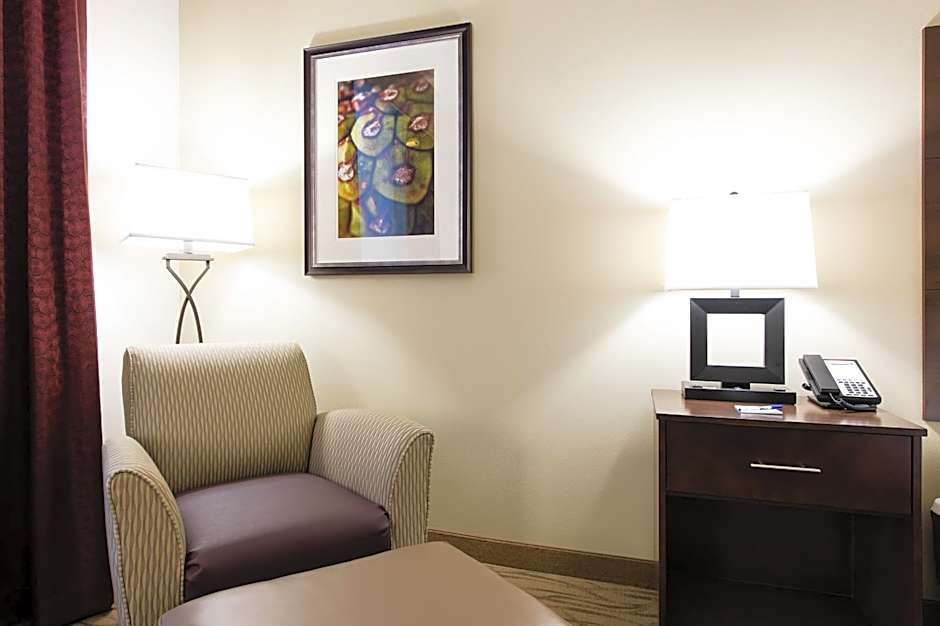 Holiday Inn Express & Suites Aiken By IHG