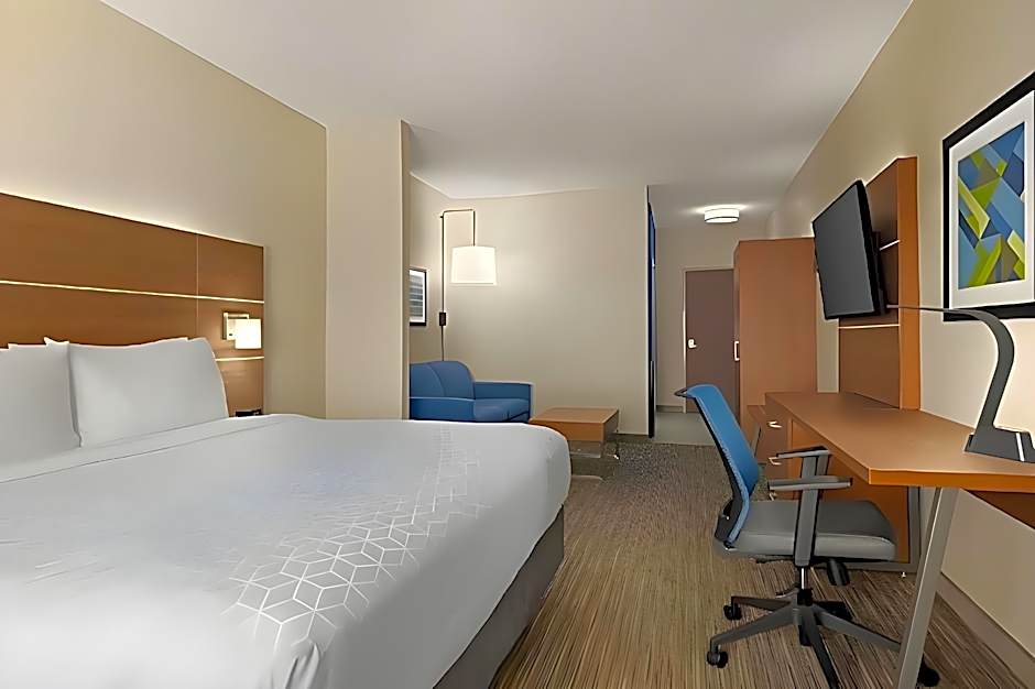 Holiday Inn Express Hotel and Suites Akron South-Airport Area By IHG