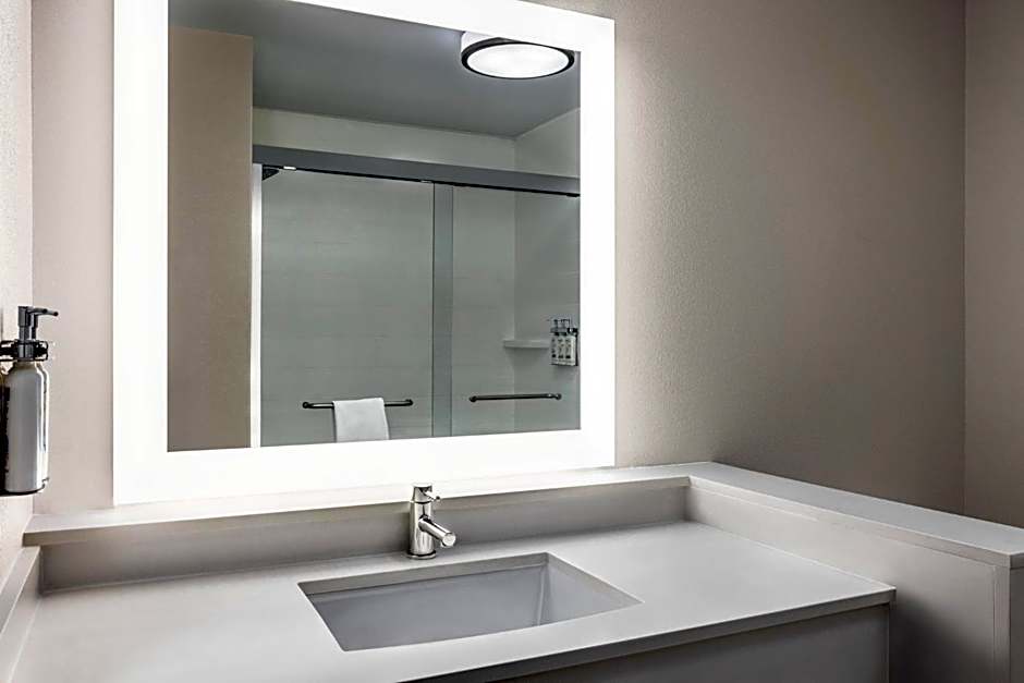 Holiday Inn Express Hotel & Suites Hagerstown By IHG