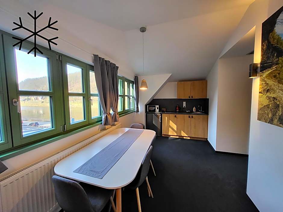 Pension Jitřenka Hřensko Bed & Breakfast