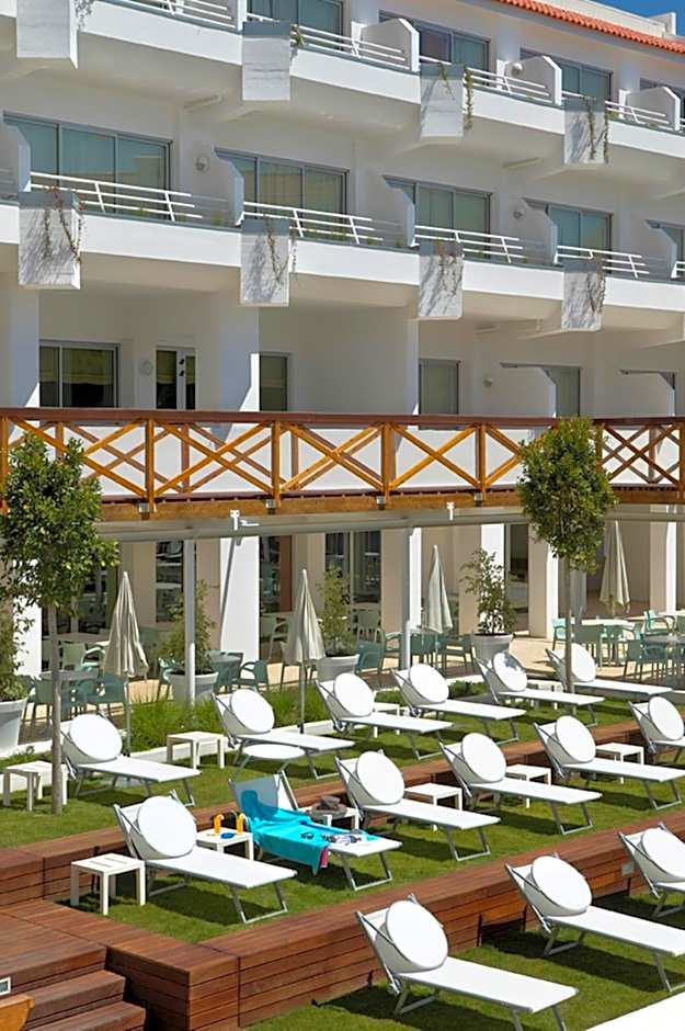 Aqualuz Lagos by The Editory