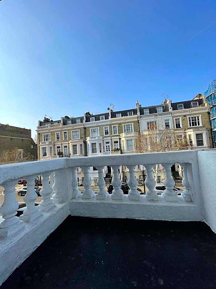 Saint James Backpackers