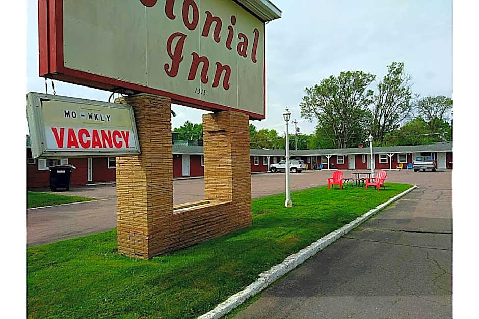 Colonial Inn Extended Stay by OYO New Ulm