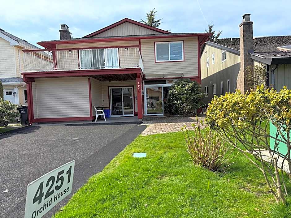 Orchid House near Vancouver YVR Airport