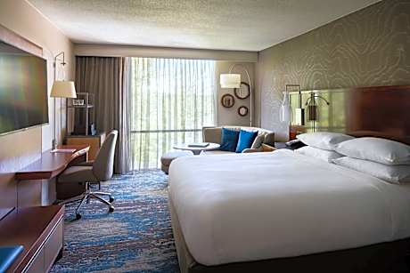 King Room with Balcony and Roll-in Shower - Mobility and Hearing Accessible