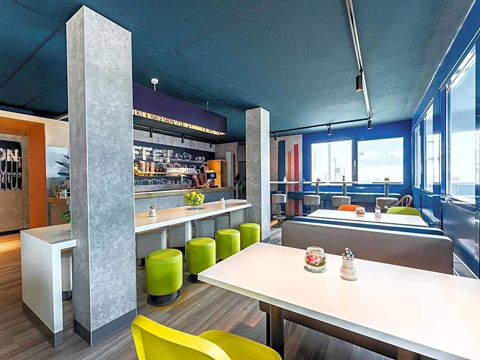 B&B HOTEL Freiburg-West