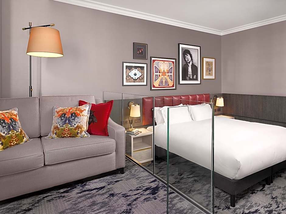 The Trafalgar St. James London, Curio Collection by Hilton