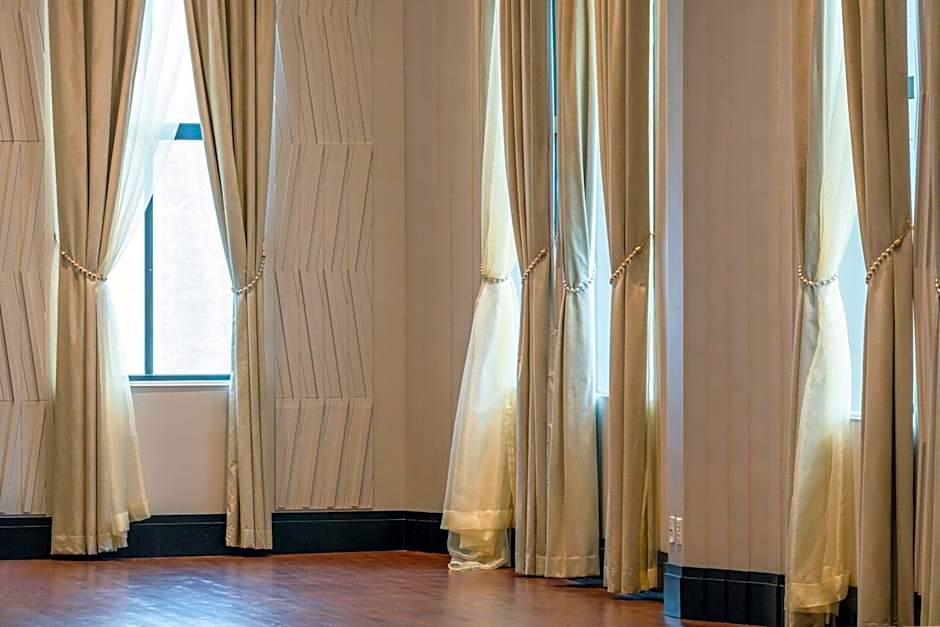 Tulsa Club Hotel Curio Collection By Hilton