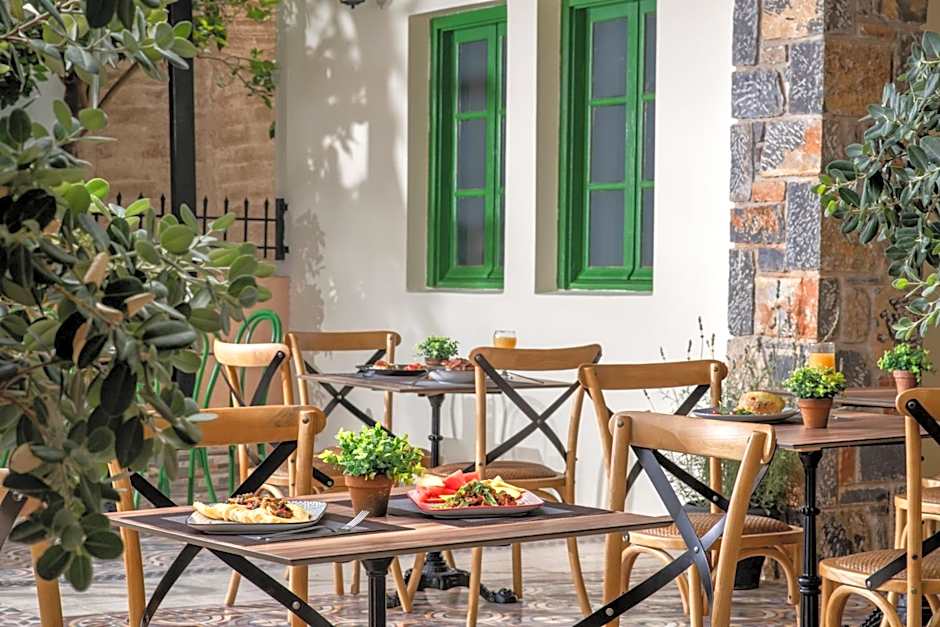 Villa Elite "by Checkin" Adults Only