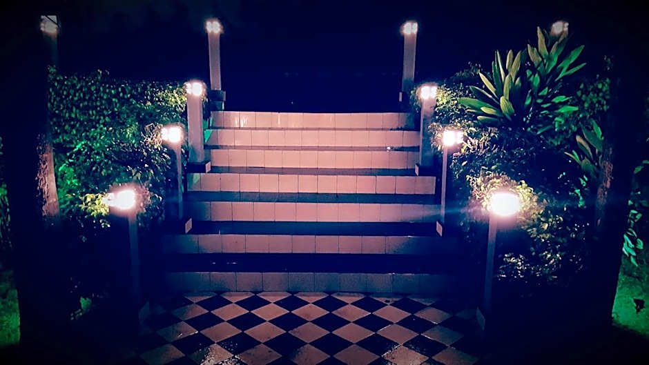 Riviera Taouyah Hotel