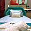 Casa Flora Guesthouse