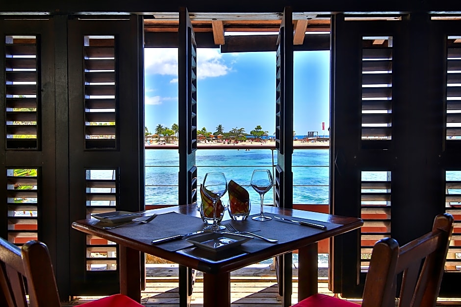 La Creole Beach Hotel & Spa