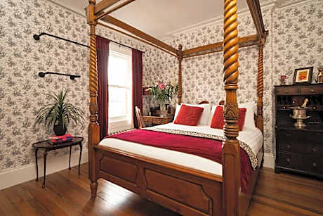 Deluxe Double Room with Shower