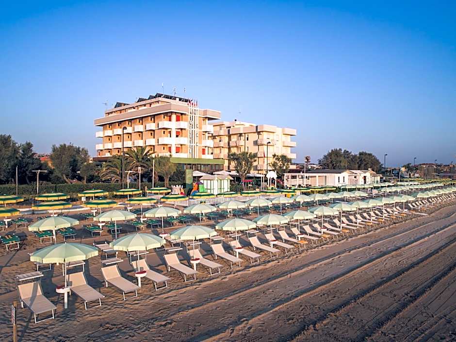 UNA HOTELS Imperial Beach Hotel