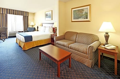 King Suite with Sofa Bed