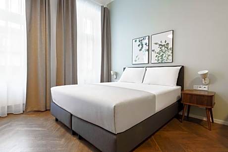 Comfort Room with Sofa Bed