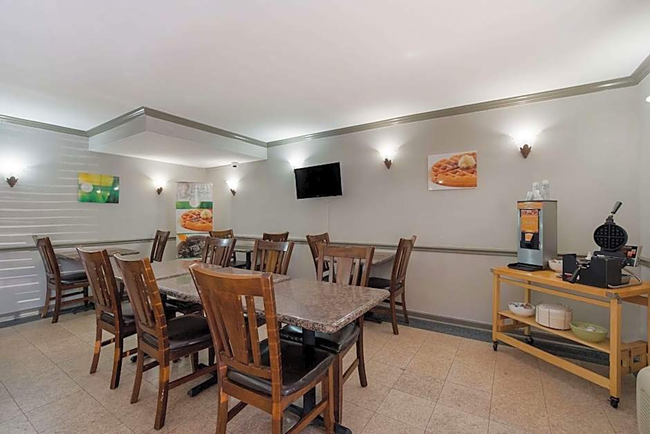 Quality Inn Fort Jackson