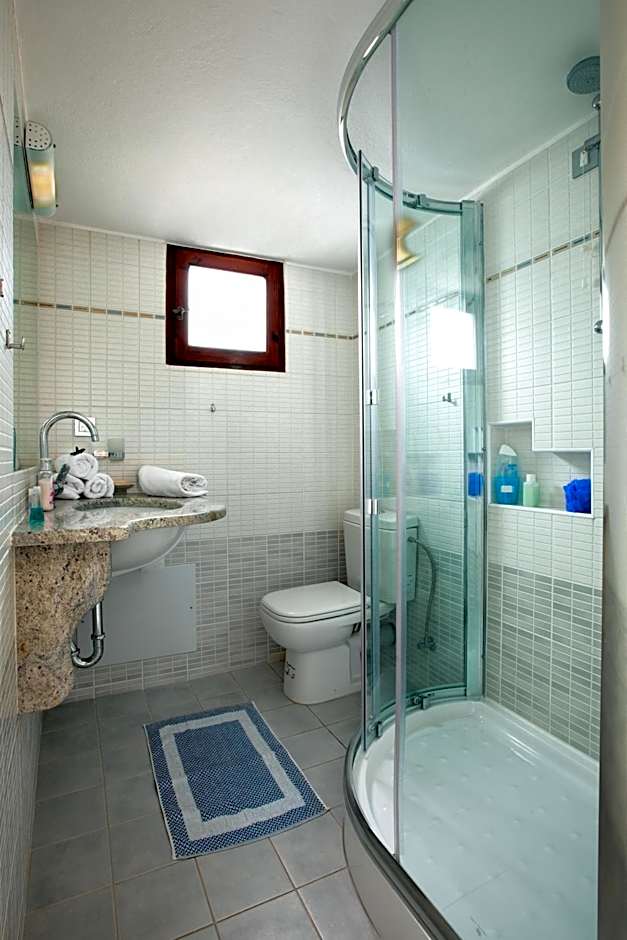 Giorgi's Blue Apartments