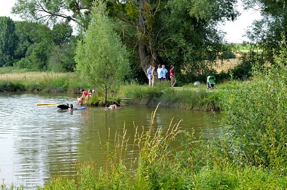 Double room on farm (La ferme du Tao)