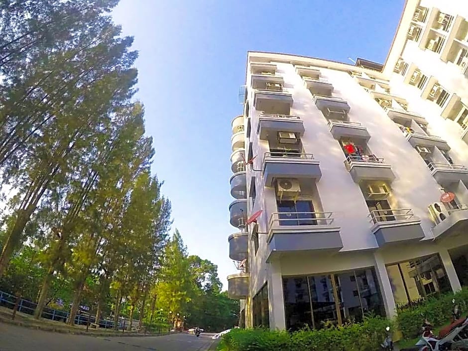 Wiangwalee Hotel by ZUZU