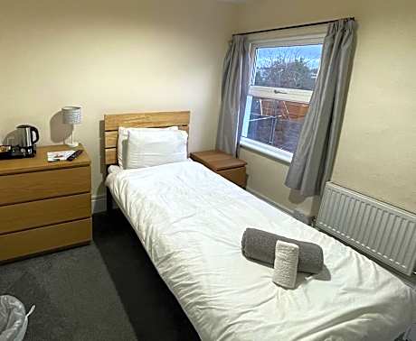 Admiral Blake Guesthouse