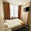 eMKa Hostel