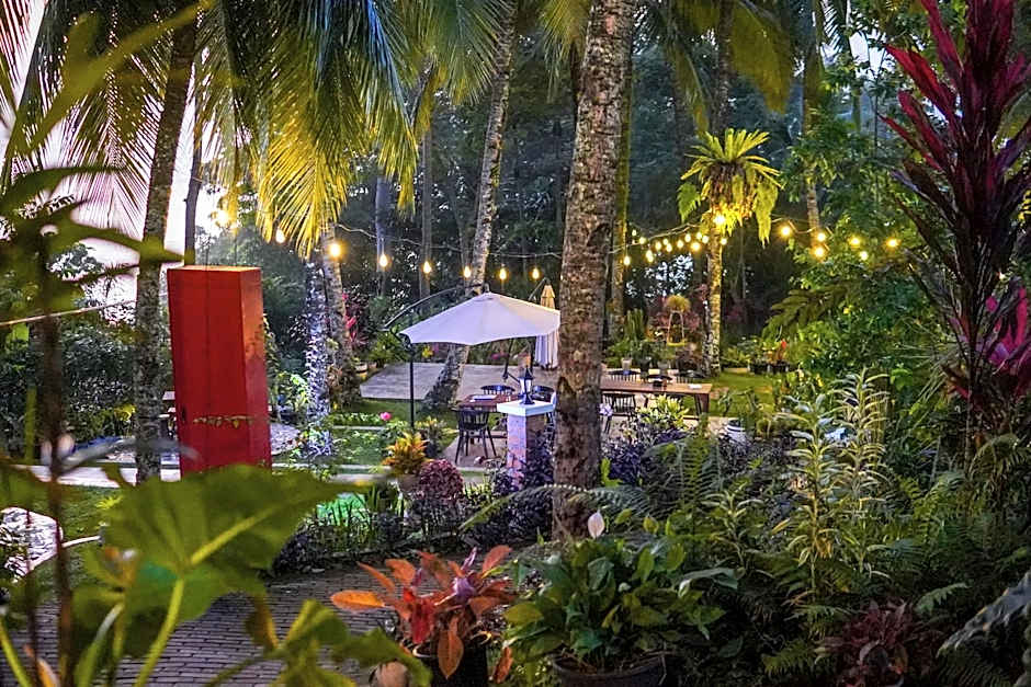 Air Manis Hillside Villa Cafe & Resto