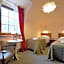 Hotel Dworek nad Regą