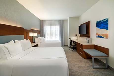 Premium Queen Room - Communications Accessible