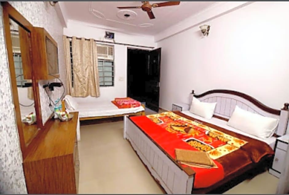 Hotel Shivoham Palace Tapovan