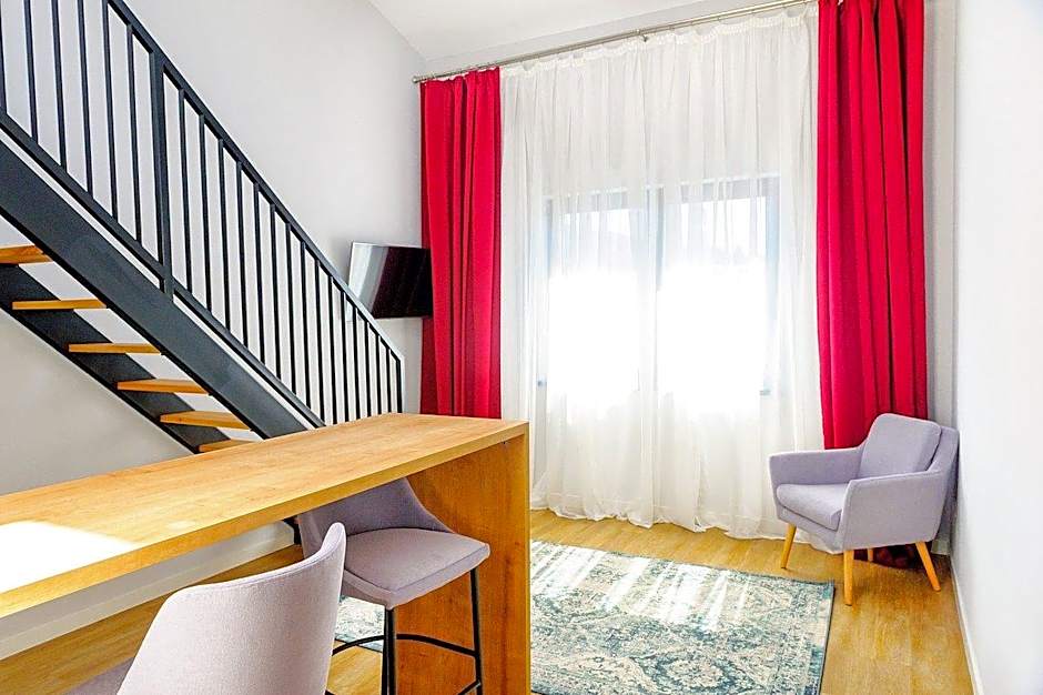 H11 Downtown Apartments