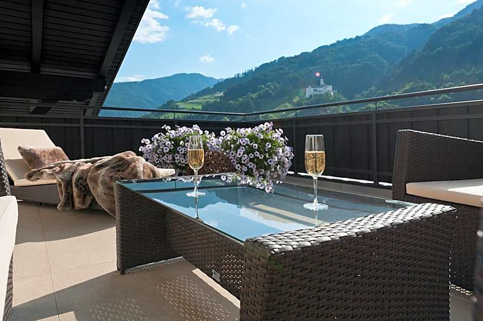 Burgus - Design Suites & Apartments