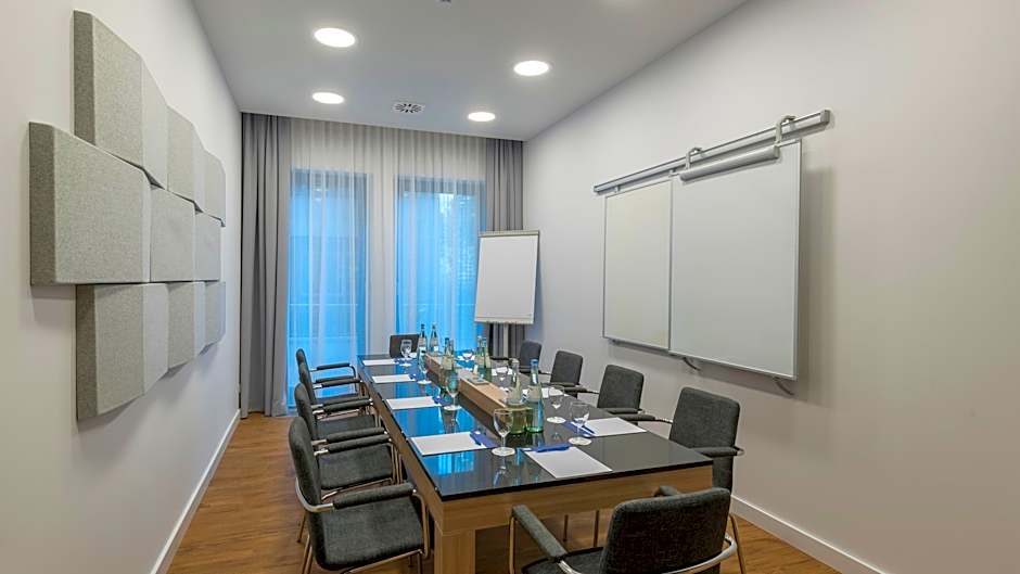 Premier Inn Mannheim City Centre