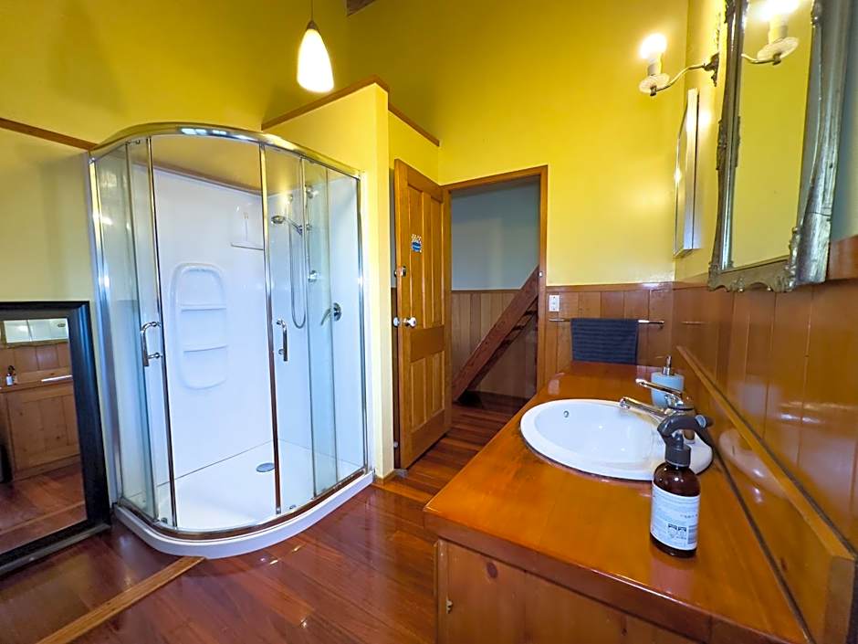 Relax a Lodge