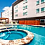 La Quinta Inn & Suites by Wyndham McAllen Convention Center