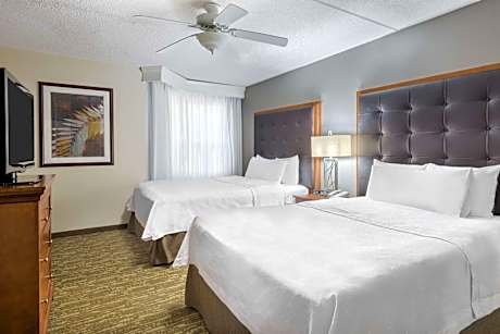 Queen Suite with Two Queen Beds - Hearing Access/Non-Smoking