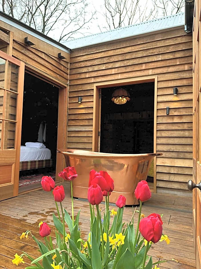 Old Bishop's Quarters