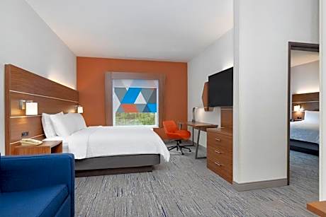 One-Bedroom Suite with Sofa Bed