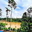 Taman Negara River View Lodge