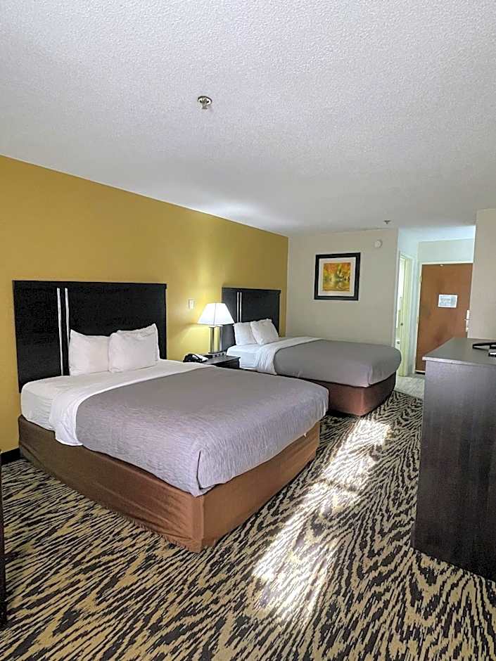 Quality Inn & Suites Clemmons I-40