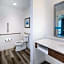 Hampton Inn By Hilton & Suites Panama City Beach-Beachfront