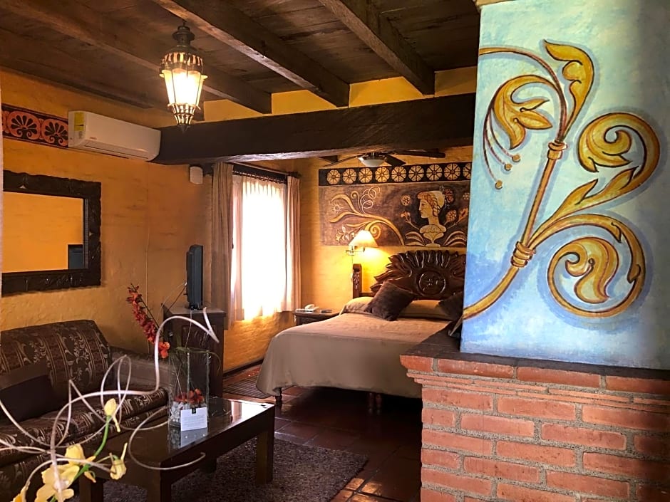 Villa San Jose Hotel & Suites