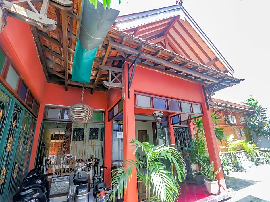 SPOT ON 90272 Istana Griya 1 Hotel