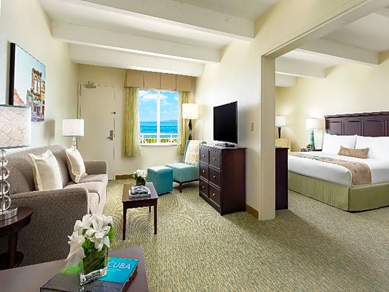 Blue Flamingo Resort Key West