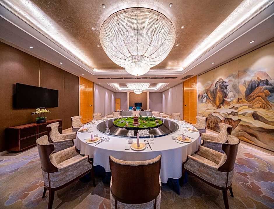 Hilton Wuhan Riverside