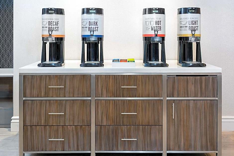 Hampton Inn By Hilton Boston Bedford Burlington