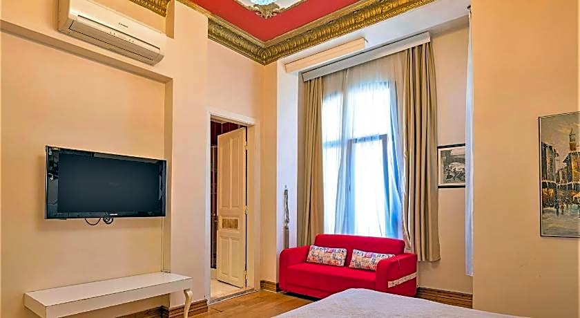 Ragip Pasha Apartment