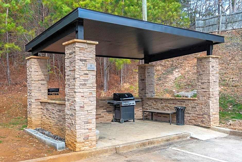 Comfort Inn & Suites Cartersville - Emerson Lake Point