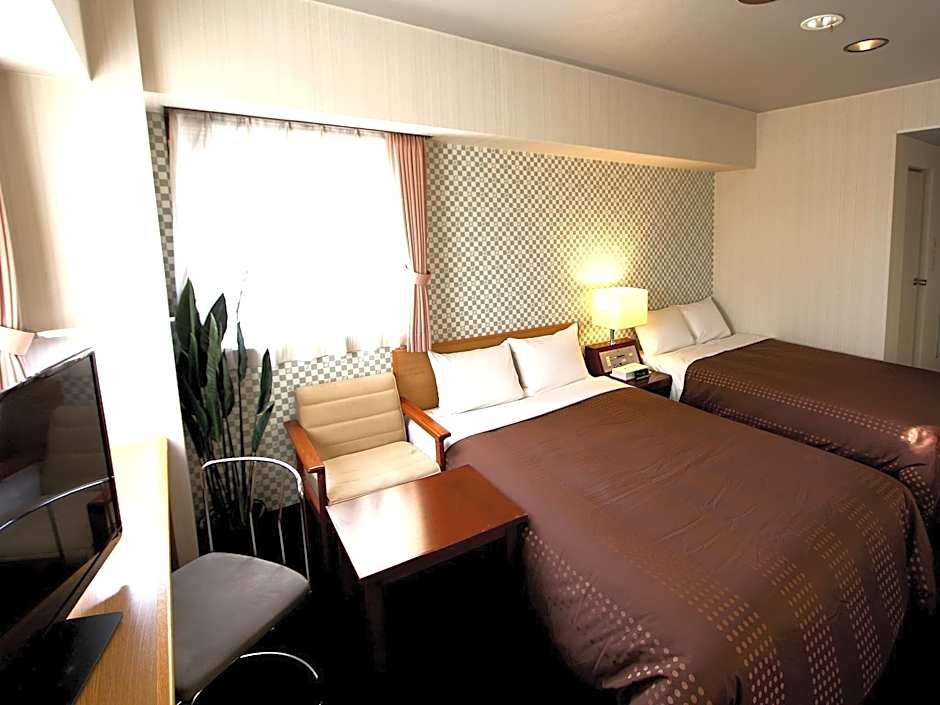 Hotel Livemax BUDGET Chitose